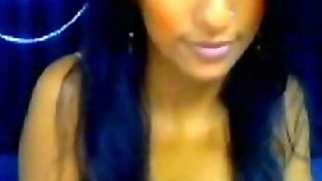 Hot Latina On Webcam